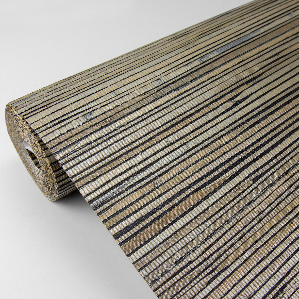 Eade’s Surin Metallic Grasscloth Wallpaper Metallic