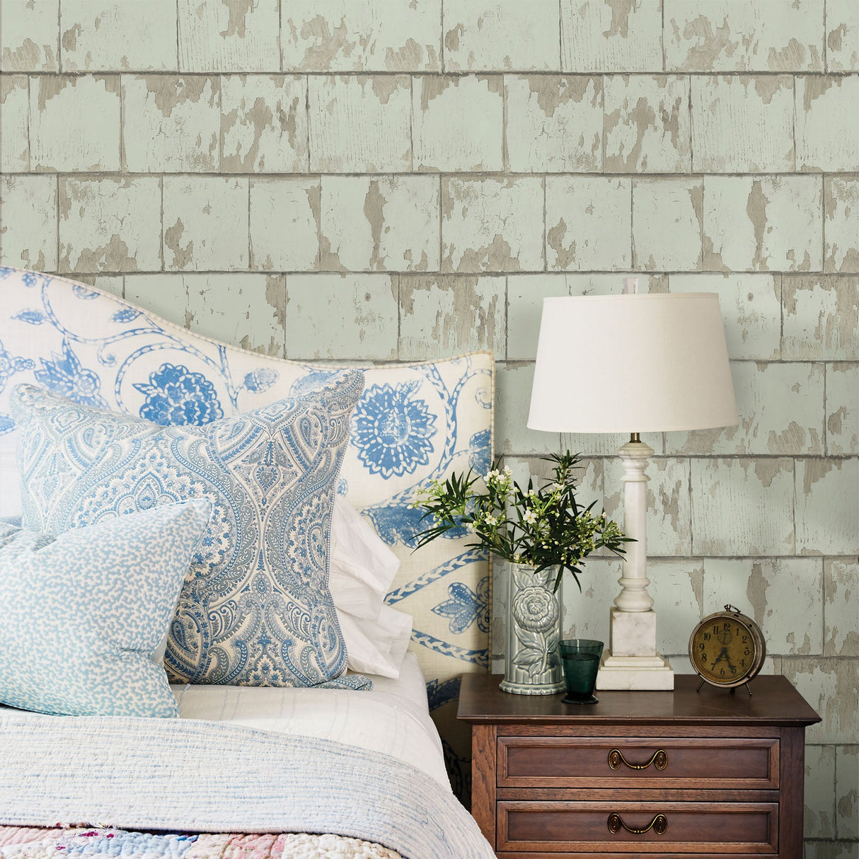 Chesapeake 3119-13042 Clint Sage Weathered Wood Wallpaper
