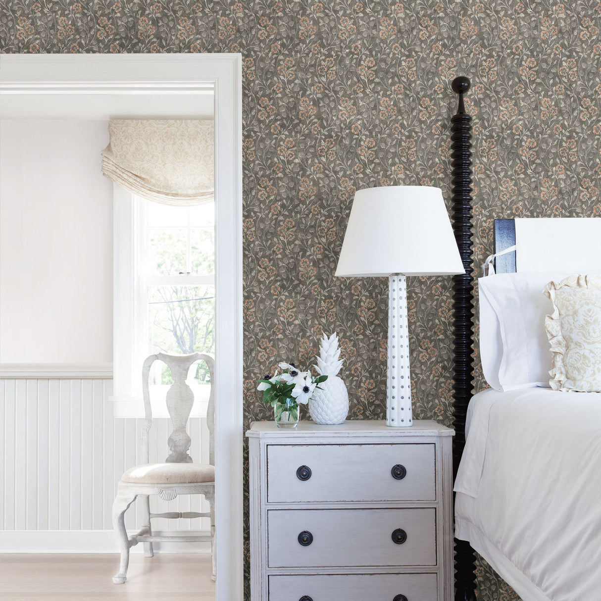 Chesapeake 3119-13054 Patsy Charcoal Floral Wallpaper