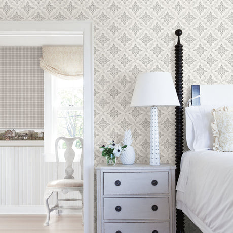 Chesapeake 3119-13531 Wynonna Light Grey Geometric Floral Wallpaper