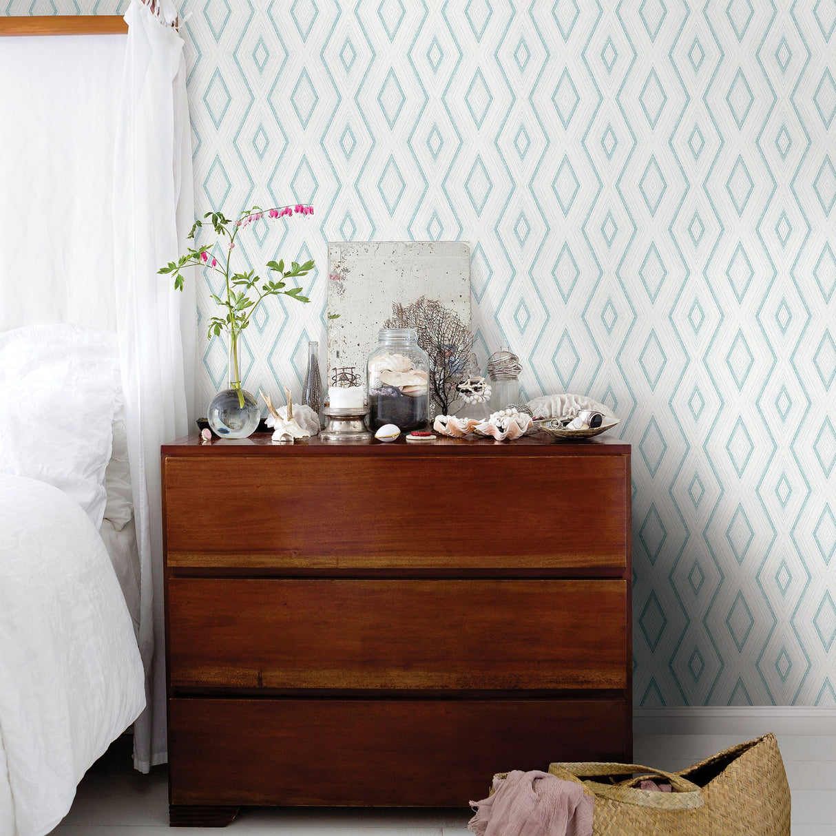 Chesapeake 3120-13661 Santa Cruz Turquoise Geometric Wallpaper