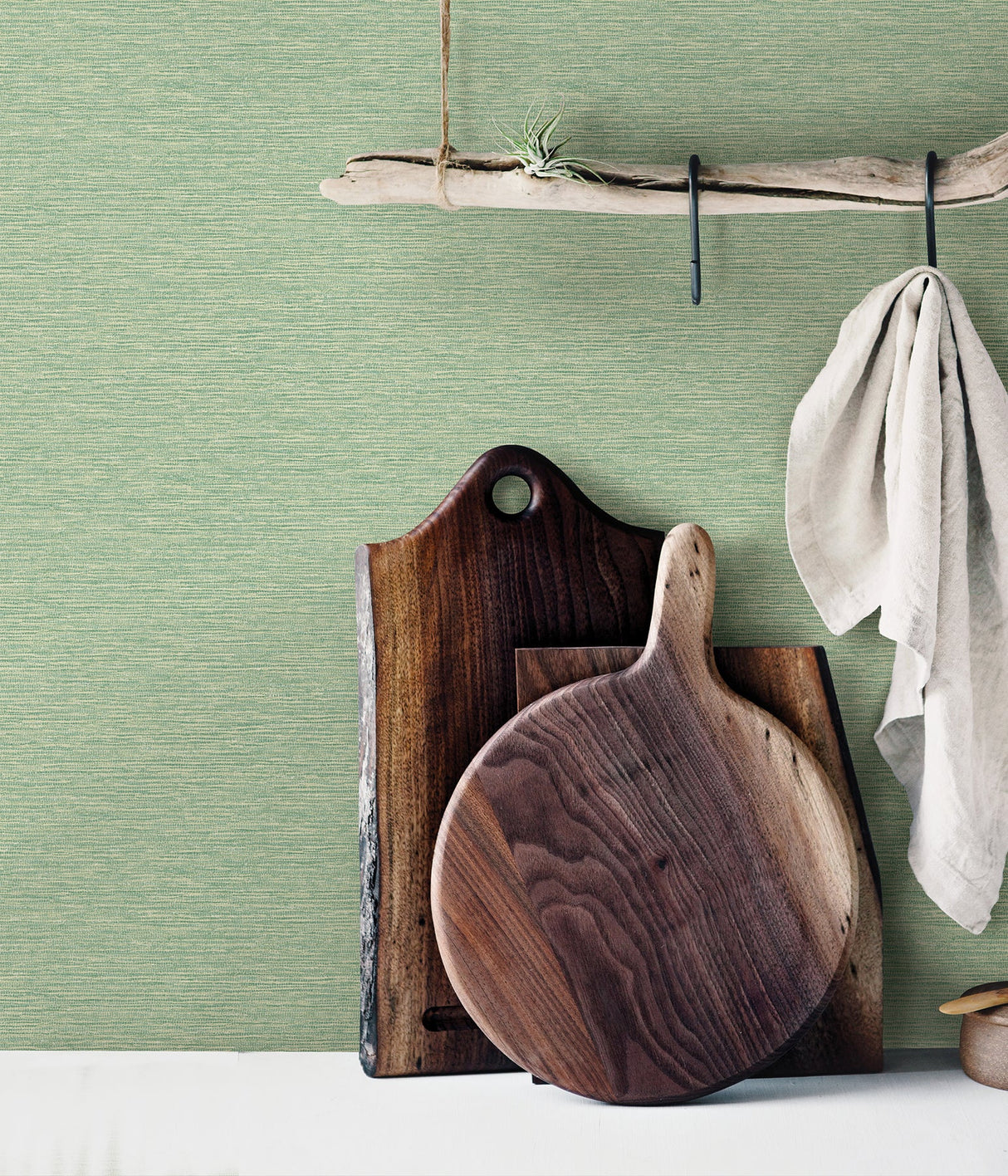 Chesapeake 3123-10204 Gump Green Faux Grasscloth Wallpaper