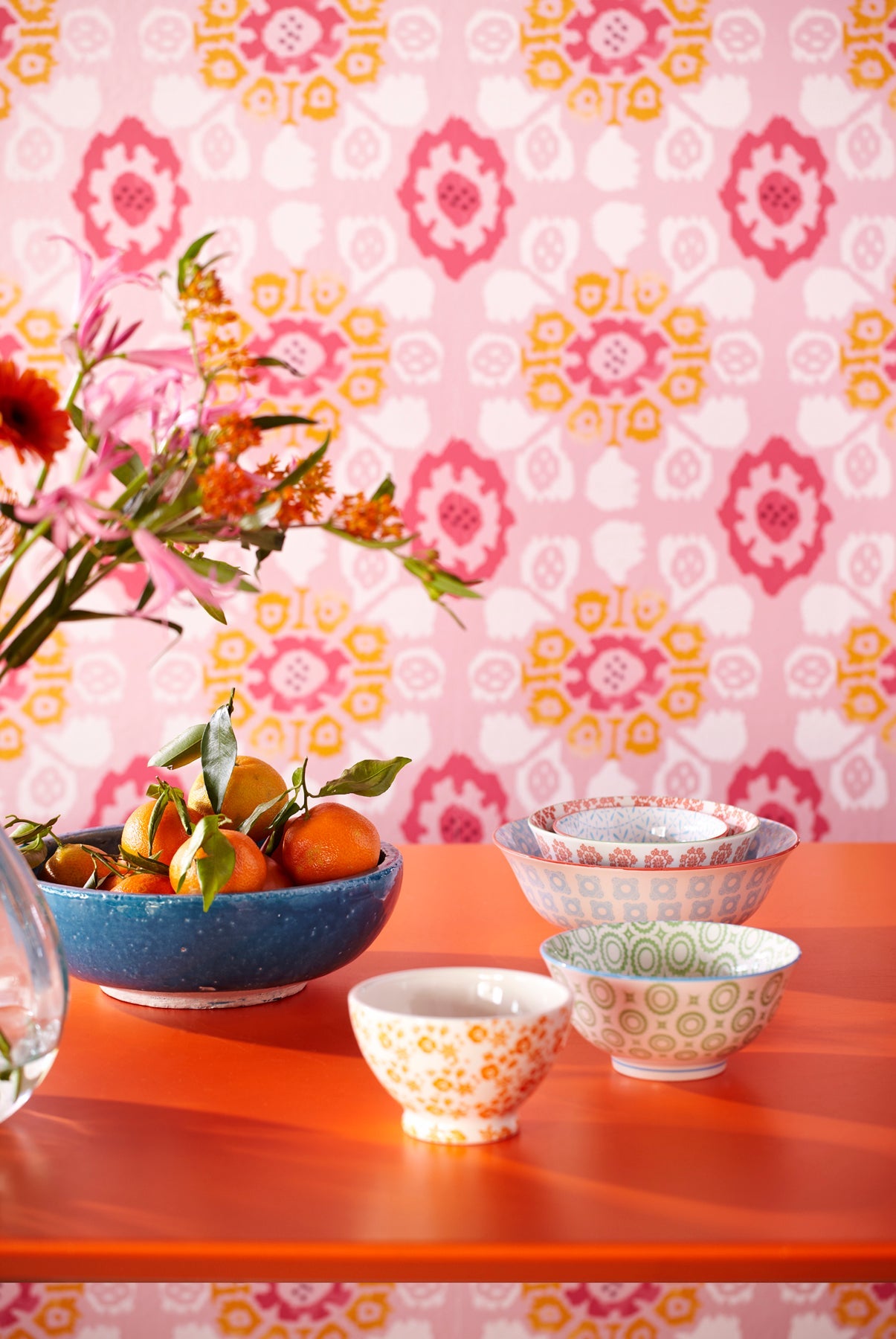 Eijffinger 330236 Valencia Pink Ikat Floral Wallpaper