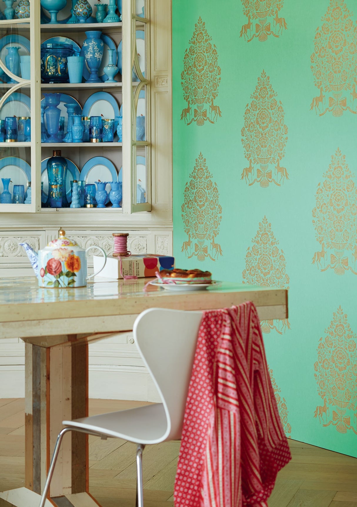 Eijffinger 341055 Till Turquoise President Damask Wallpaper