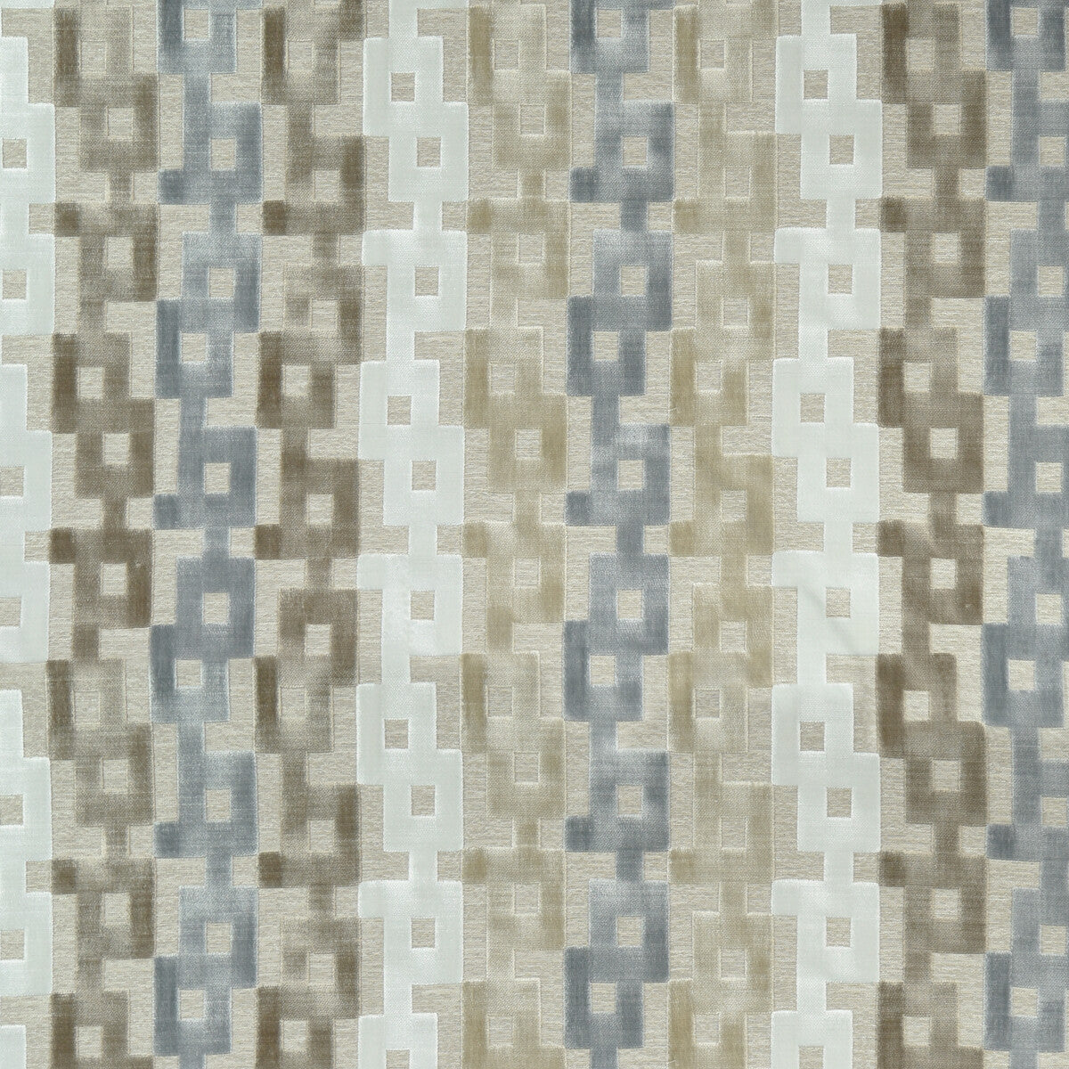 KRAVET COUTURE 35856.1611.0 CHAIN VELVET NATURAL Fabric - Eade's Wallpaper