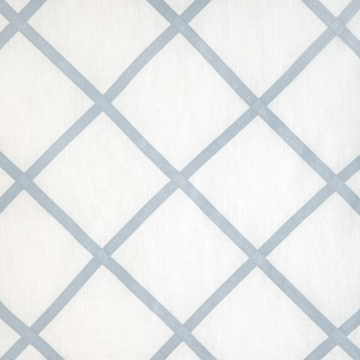 KRAVET DESIGN 36806.5.0 CRISSCROSS LUXE SEAMIST Fabric - Eade's Wallpaper