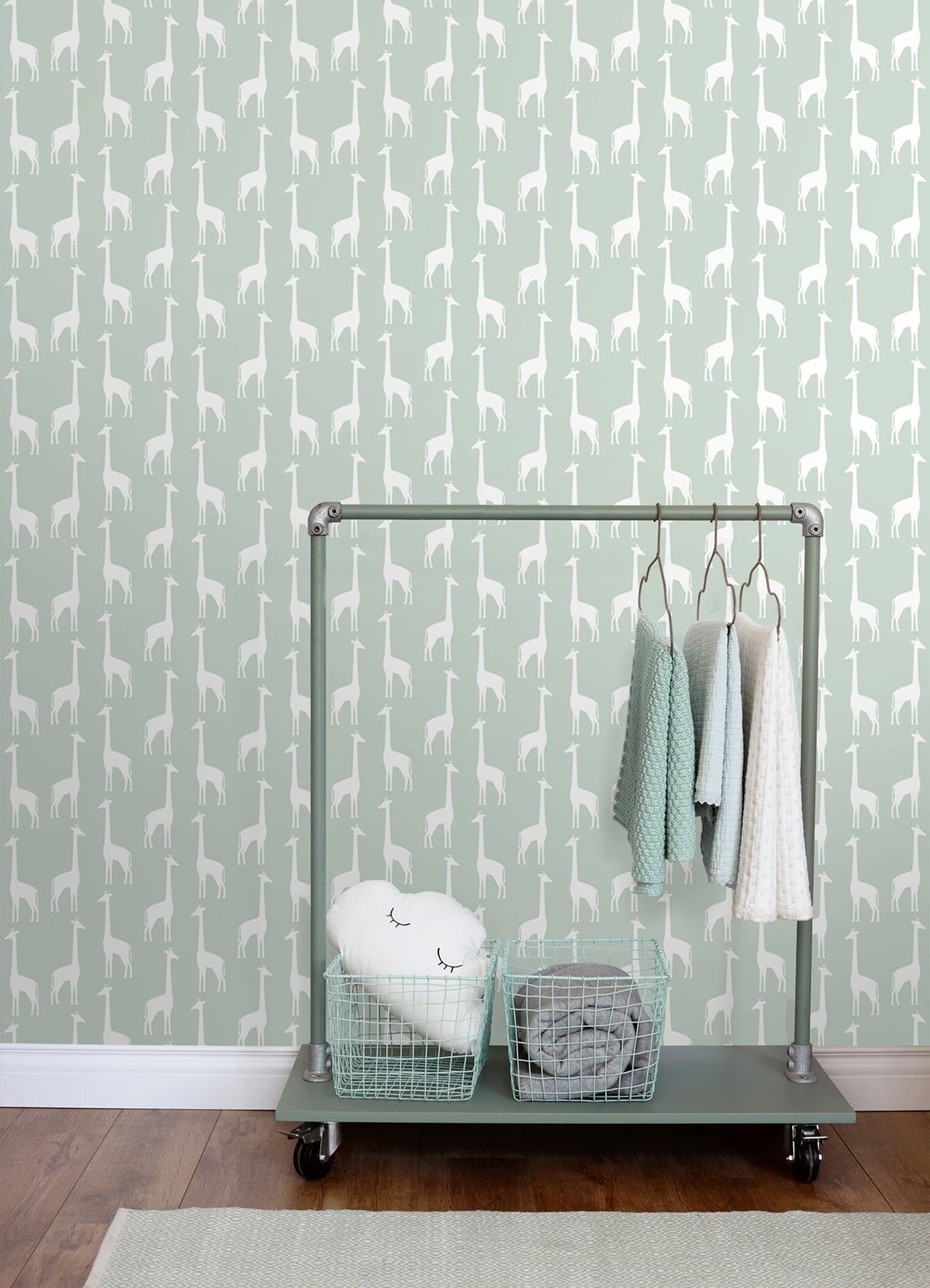 Chesapeake 4060-139058 Vivi Sage Giraffe Wallpaper