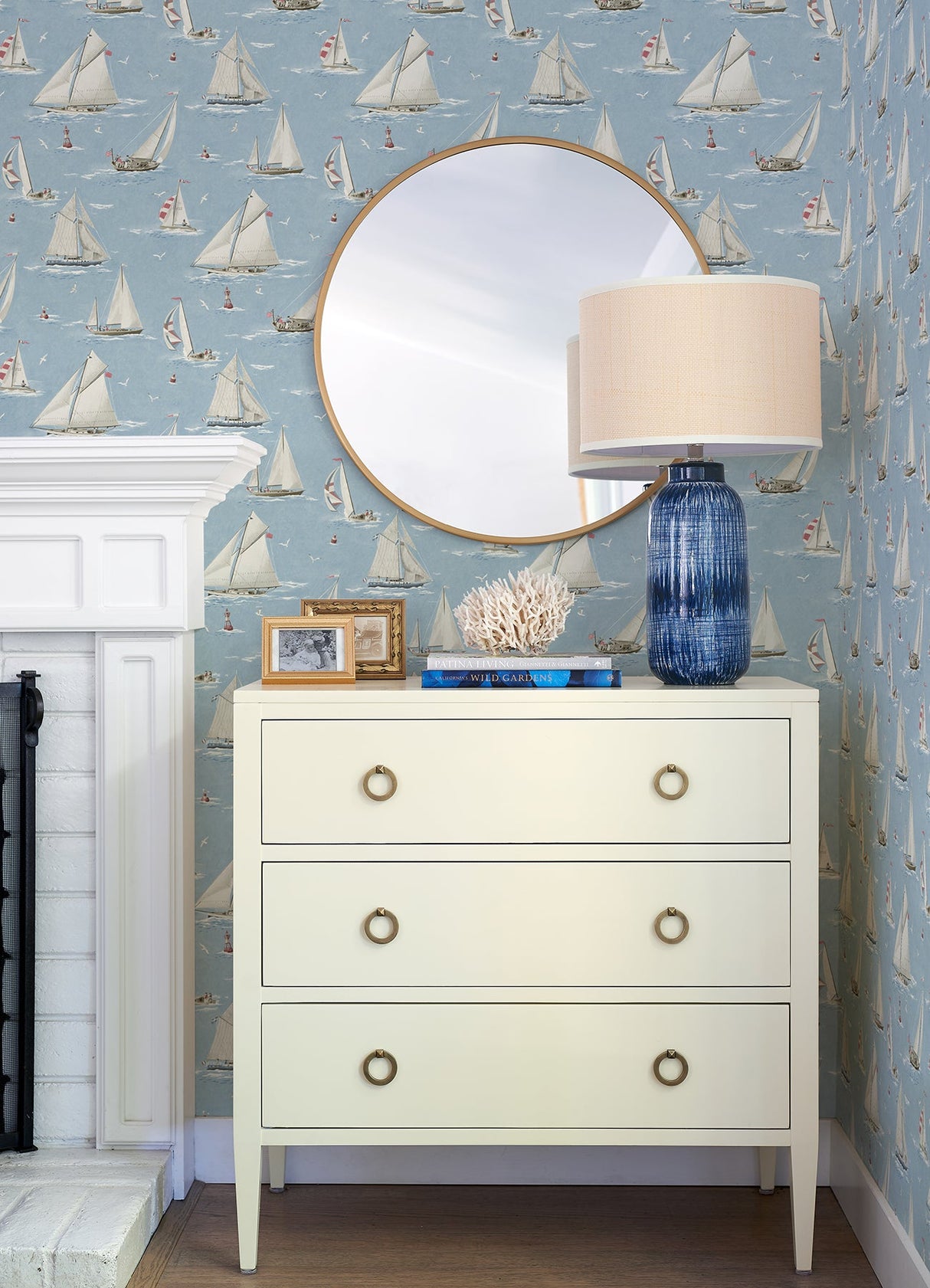 Chesapeake 4071-71034 Leeward Light Blue Sailboat Wallpaper