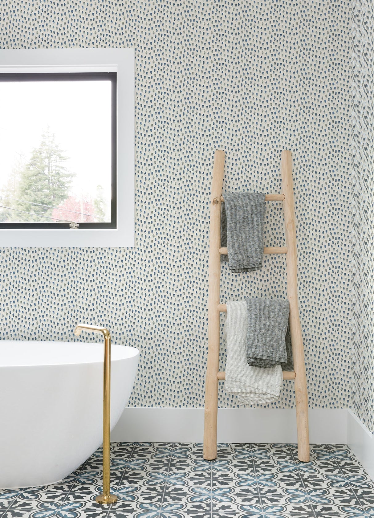 Chesapeake 4071-71060 Sand Drips Blue Painted Dots Wallpaper