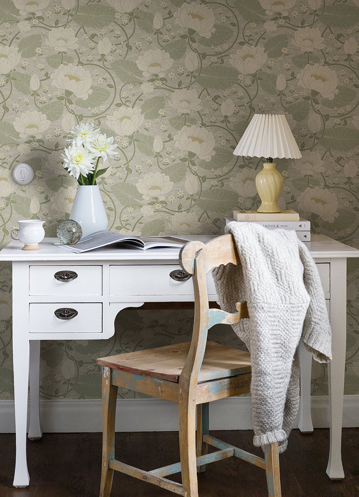 A-Street Prints 4080-83124 Eva Light Grey Lotus Dreams Wallpaper