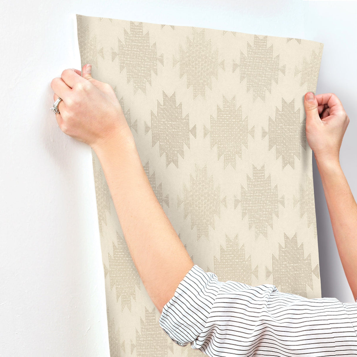 Cheseapeake 4142-72664 Stitched Heirloom Wallpaper - Eade's Wallpaper