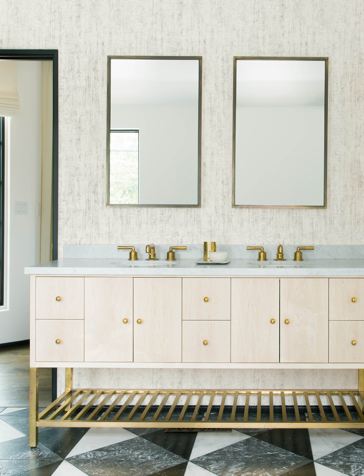 Chesapeake 4191-83002 Ramona White Distressed Texture Wallpa