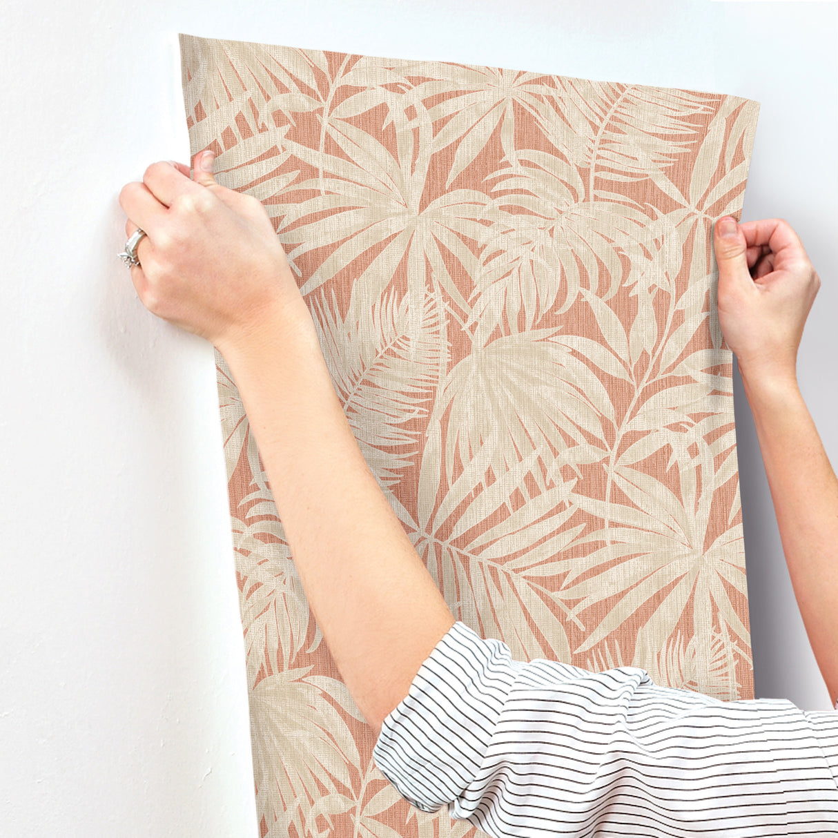 Chesapeake 4191-83029 Sonny Rust Fronds Wallpaper