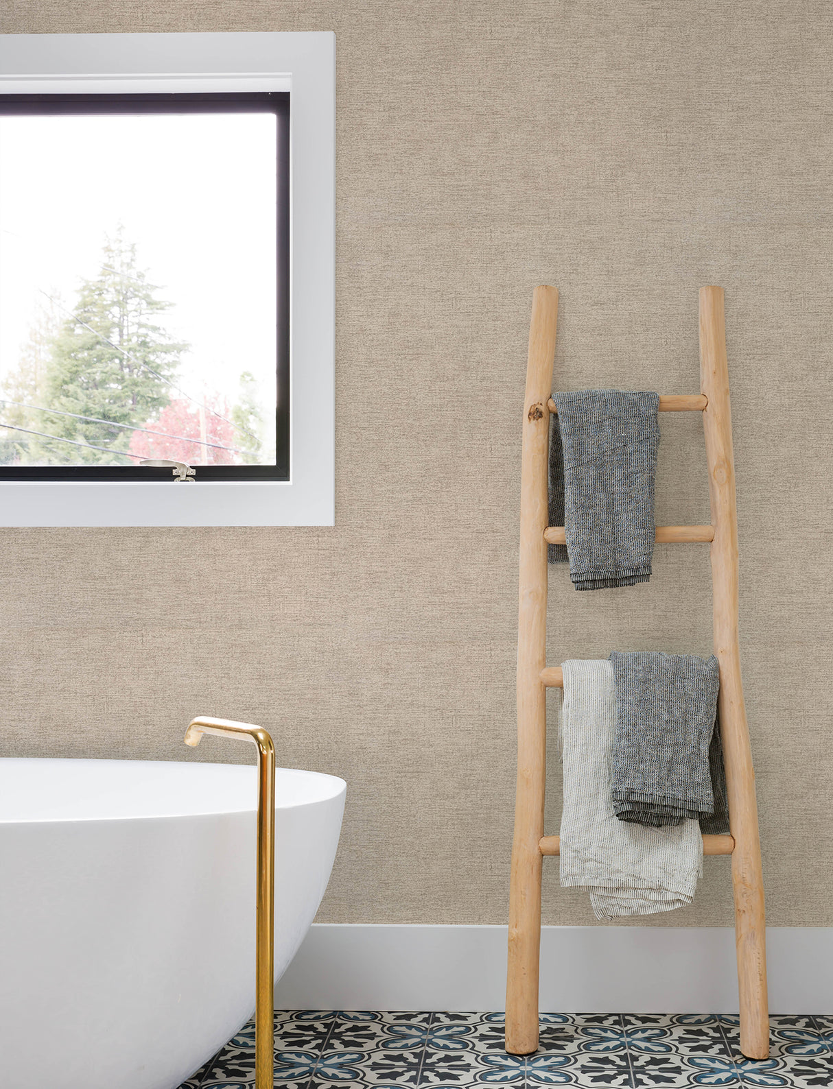 Chesapeake 4191-83040 Tansy Taupe Distressed Wallpaper