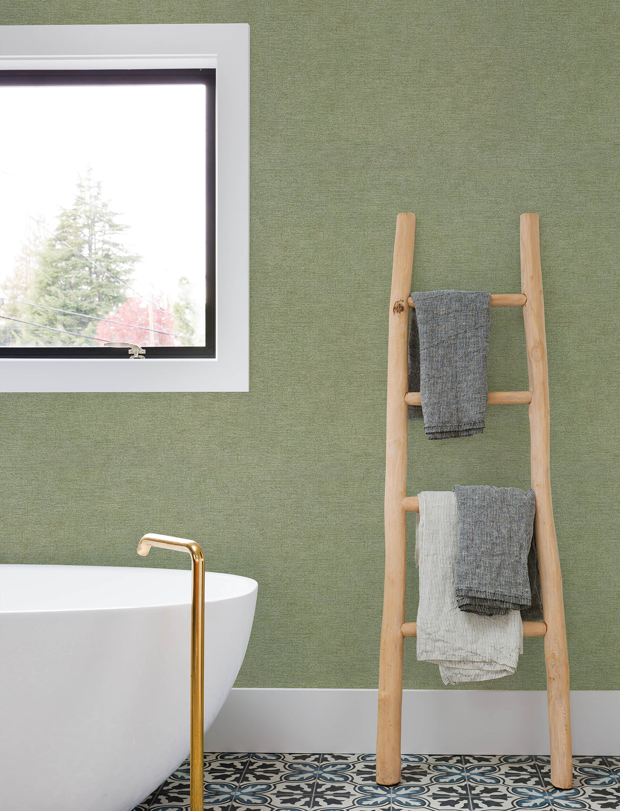 Chesapeake 4191-83041 Tansy Green Distressed Wallpaper