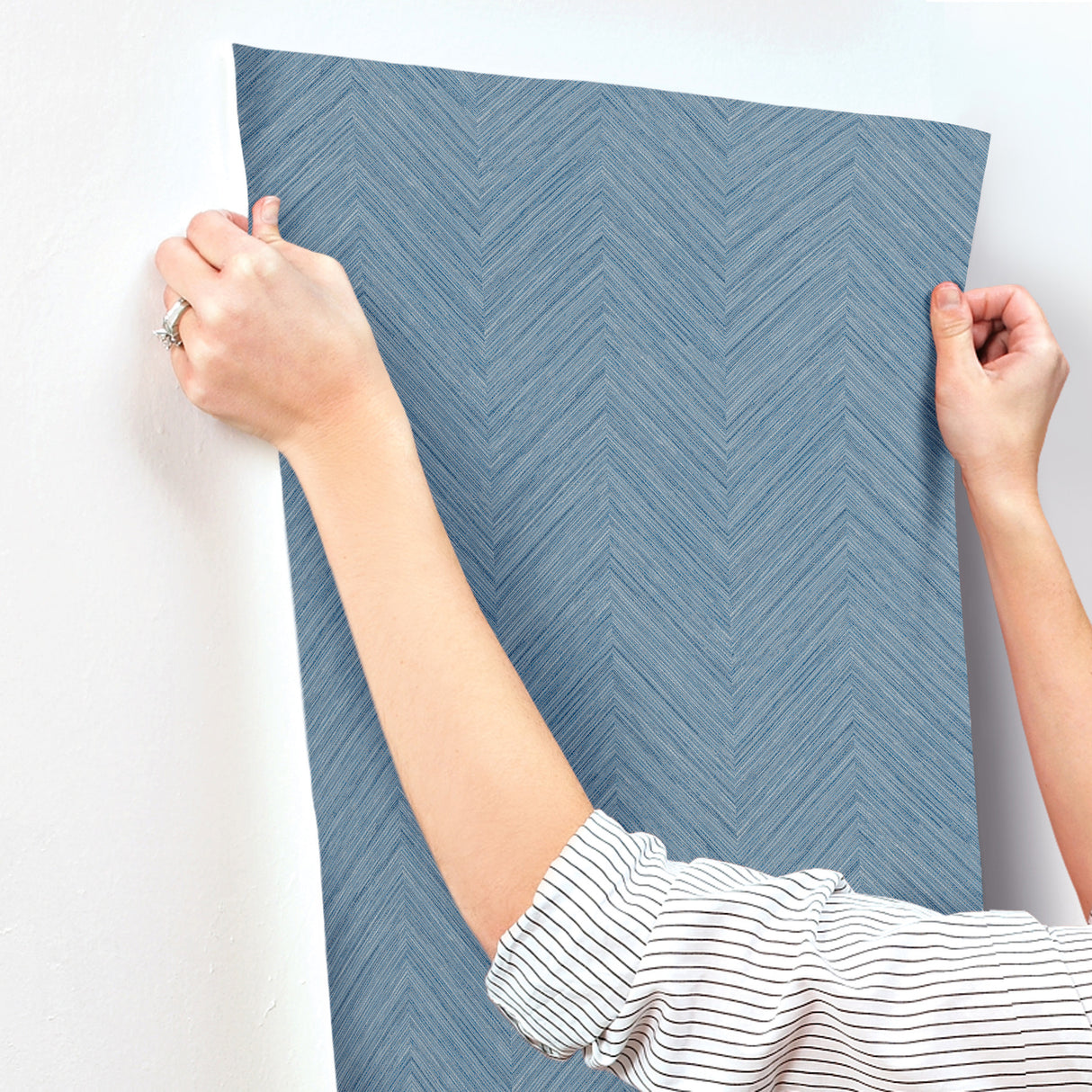 Chesapeake 4192-13678 Caladesi Blue Linen Chevron Wallpaper