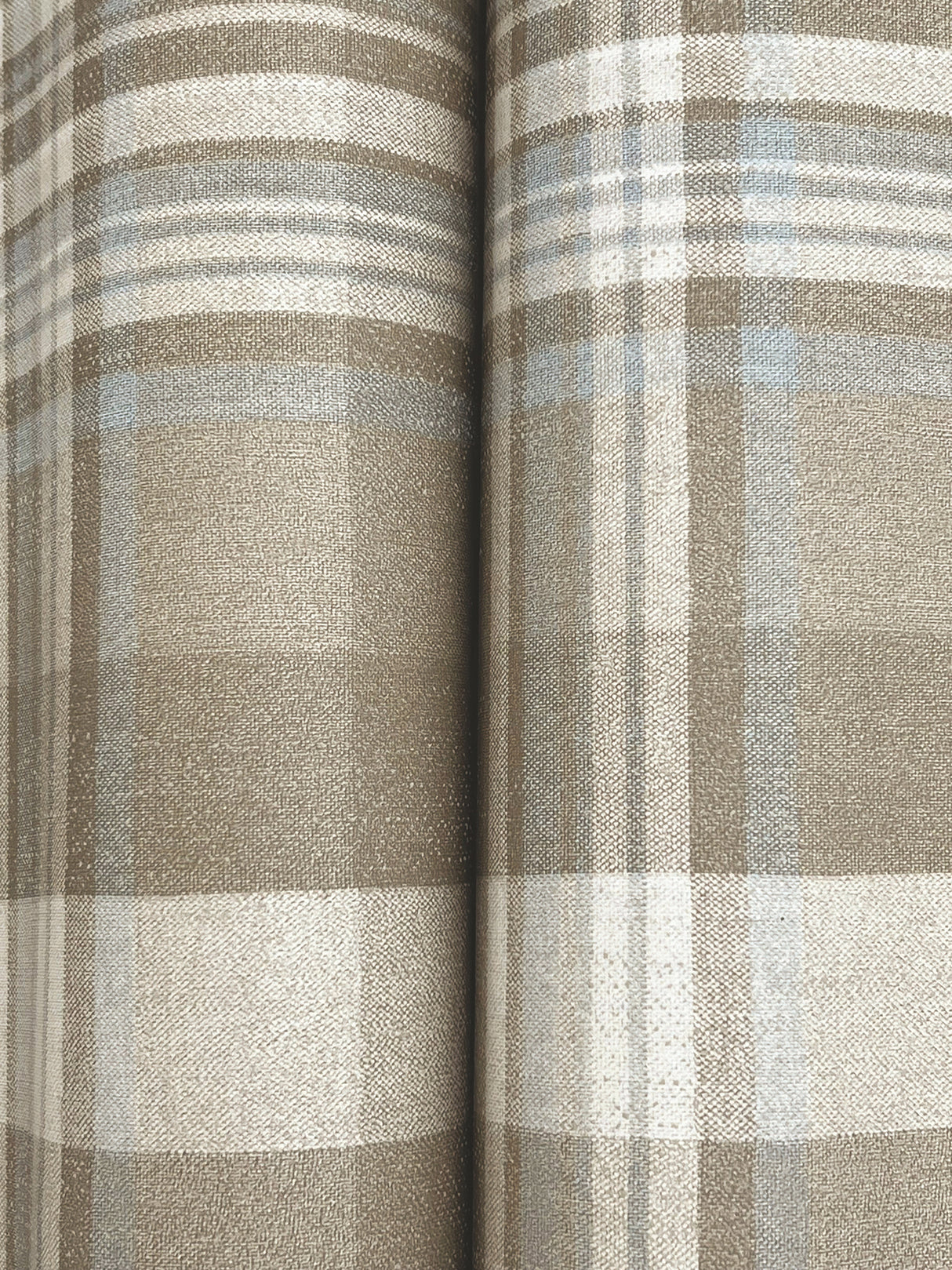 Chesapeake 4192-72633 Dutton Plaid Light Brown Flannel Wallp