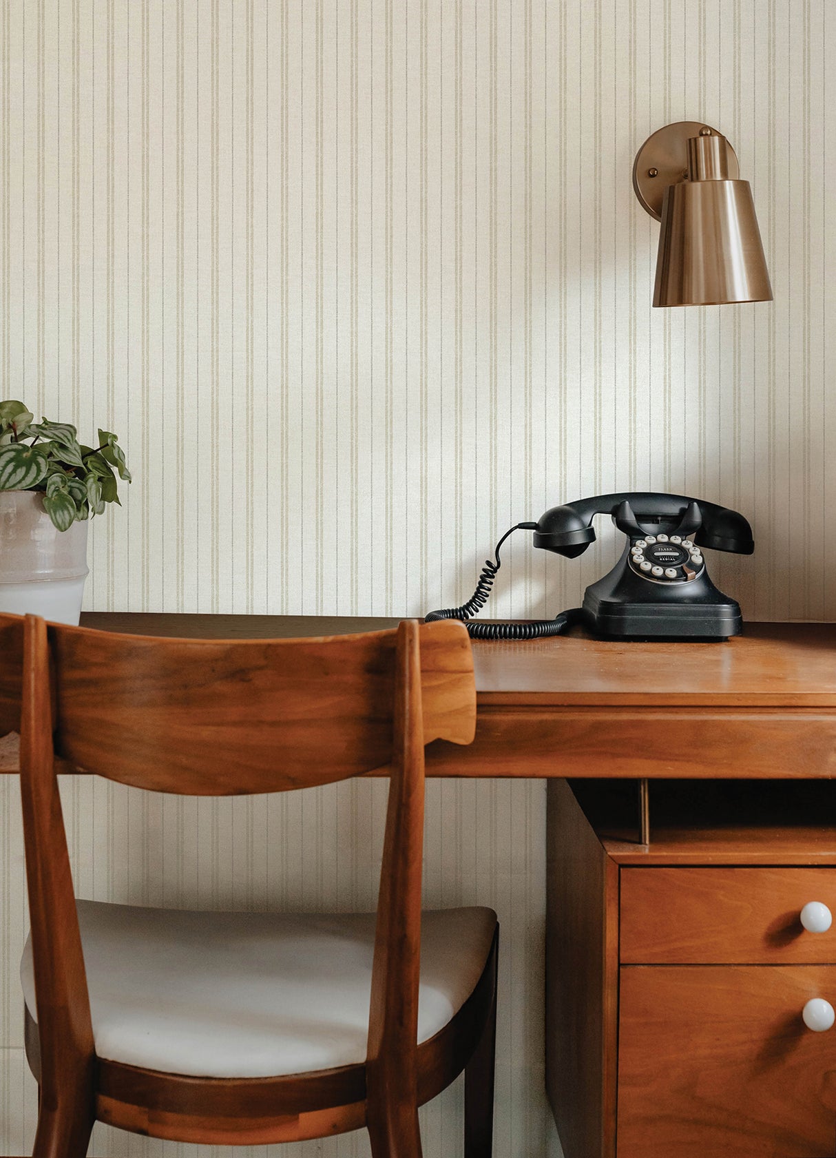 Chesapeake 4192-83427 Harville Beige Double Stripe Wallpaper