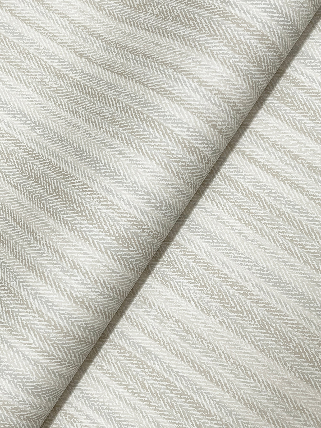 Chesapeake 4192-83446 Stokes Grey Chevron Stripe Wallpaper