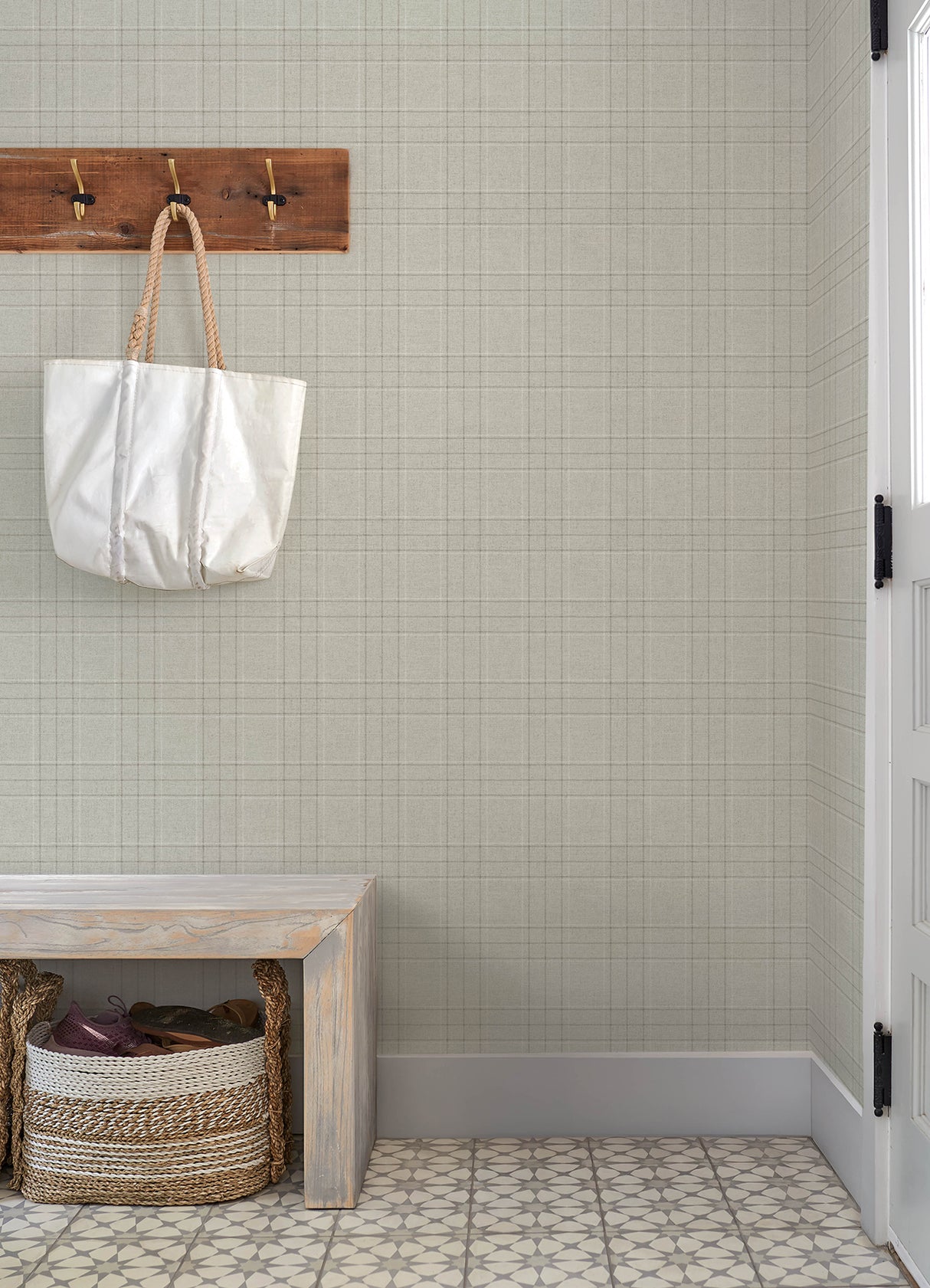 Chesapeake 4192-83456 Fox Hollow Light Grey Dashed Plaid Wal