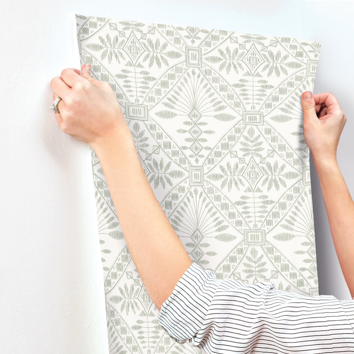 Chesapeake 4199-27775 Emmarie Green Geometric Wallpaper