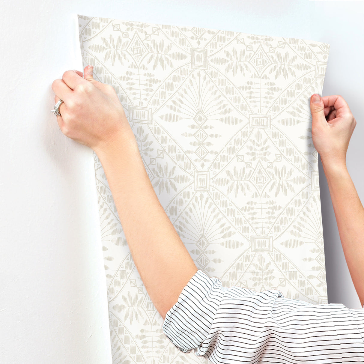 Chesapeake 4199-27776 Emmarie Light Grey Geometric Wallpaper