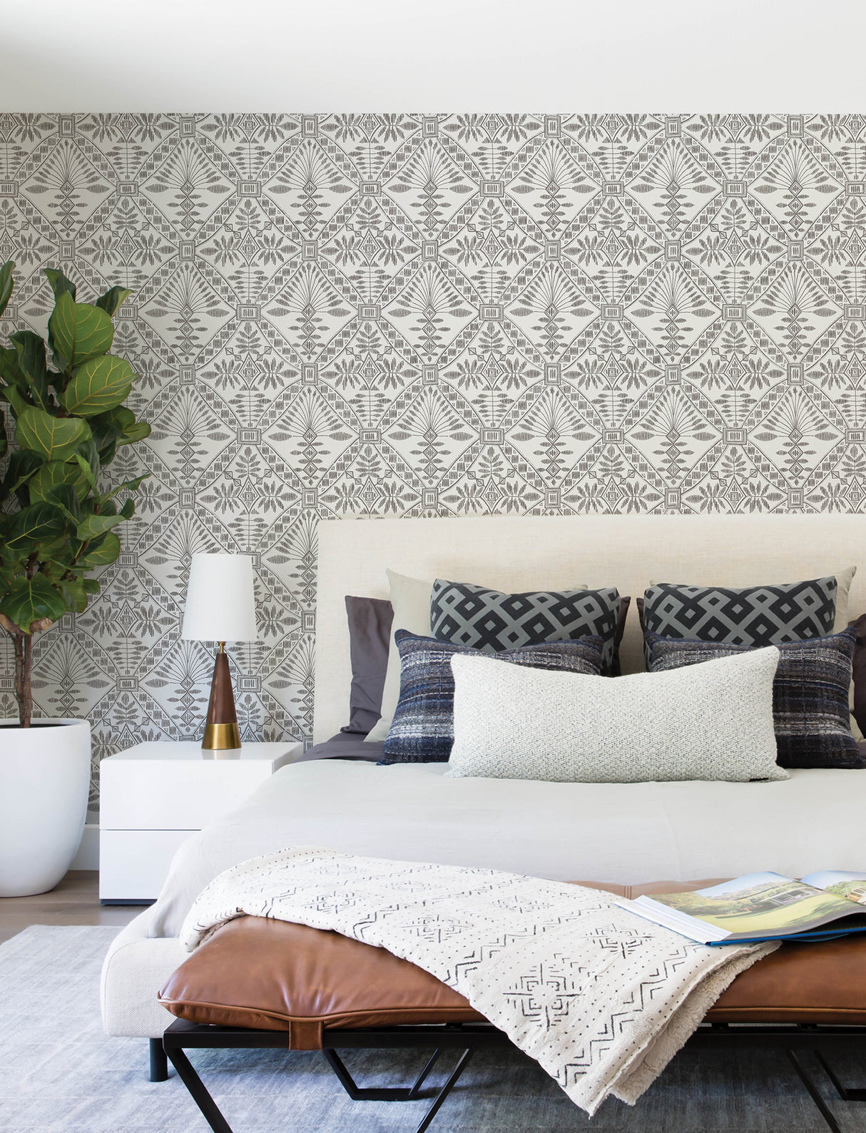 Chesapeake 4199-27777 Emmarie Black Geometric Wallpaper