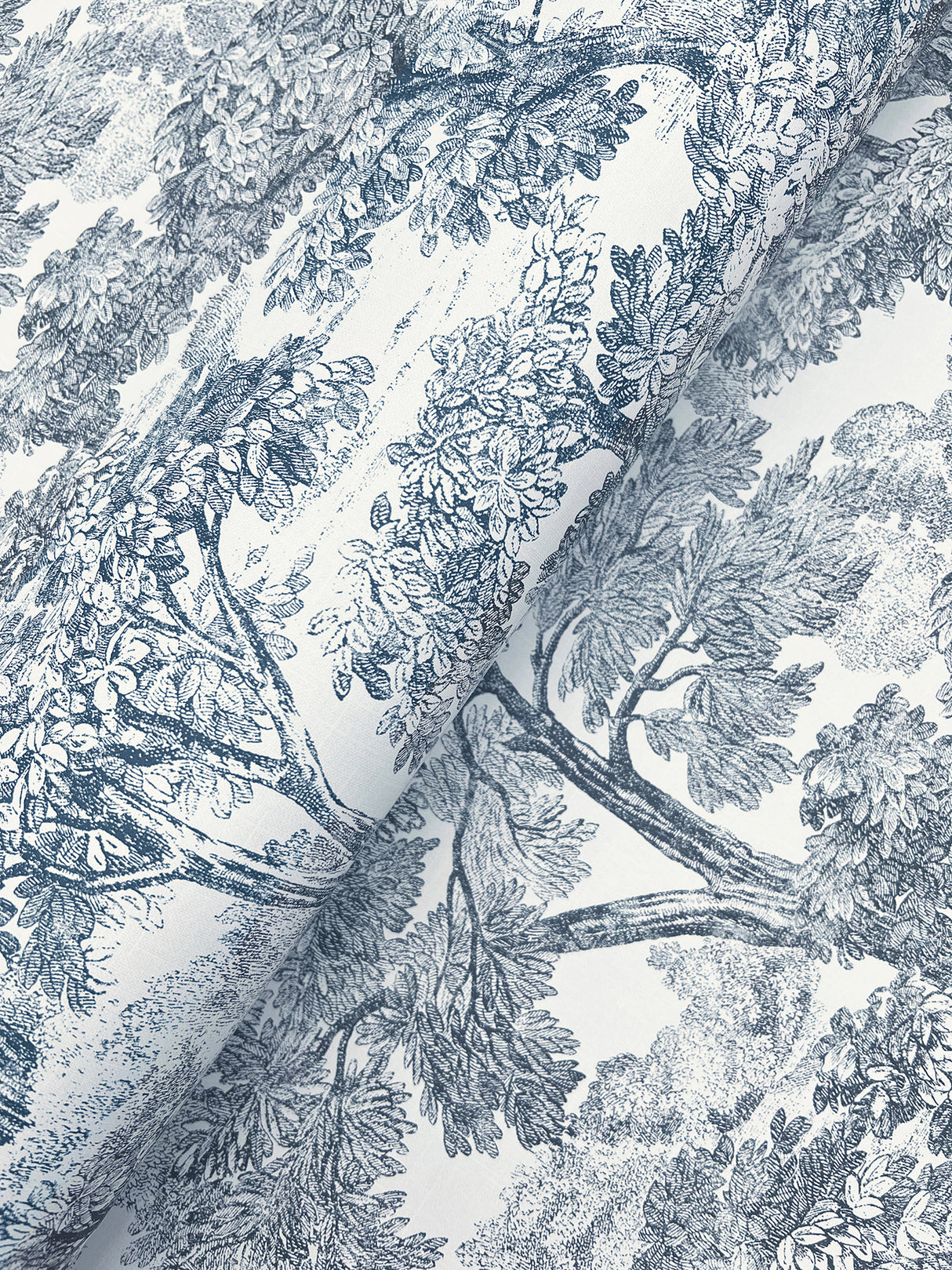 Chesapeake 4199-72559 Spinney Blue Toile Wallpaper