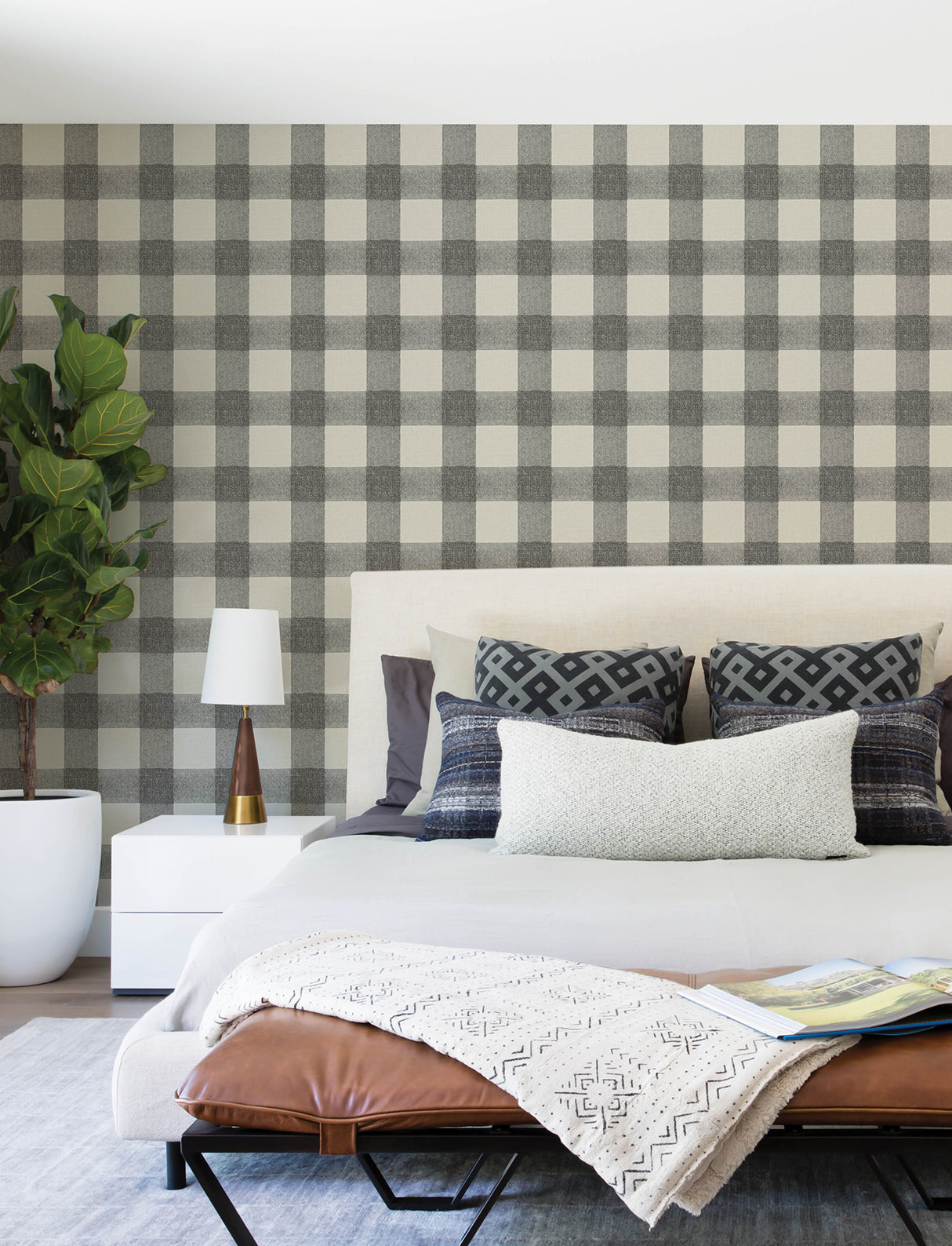 Chesapeake 4199-83421 Thorpe Charcoal Plaid Wallpaper
