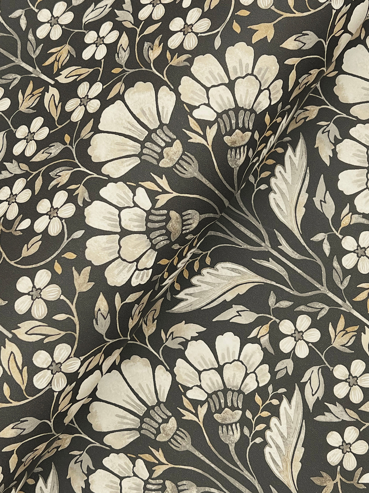 Chesapeake 4199-83703 Edith Black Floral Damask Wallpaper