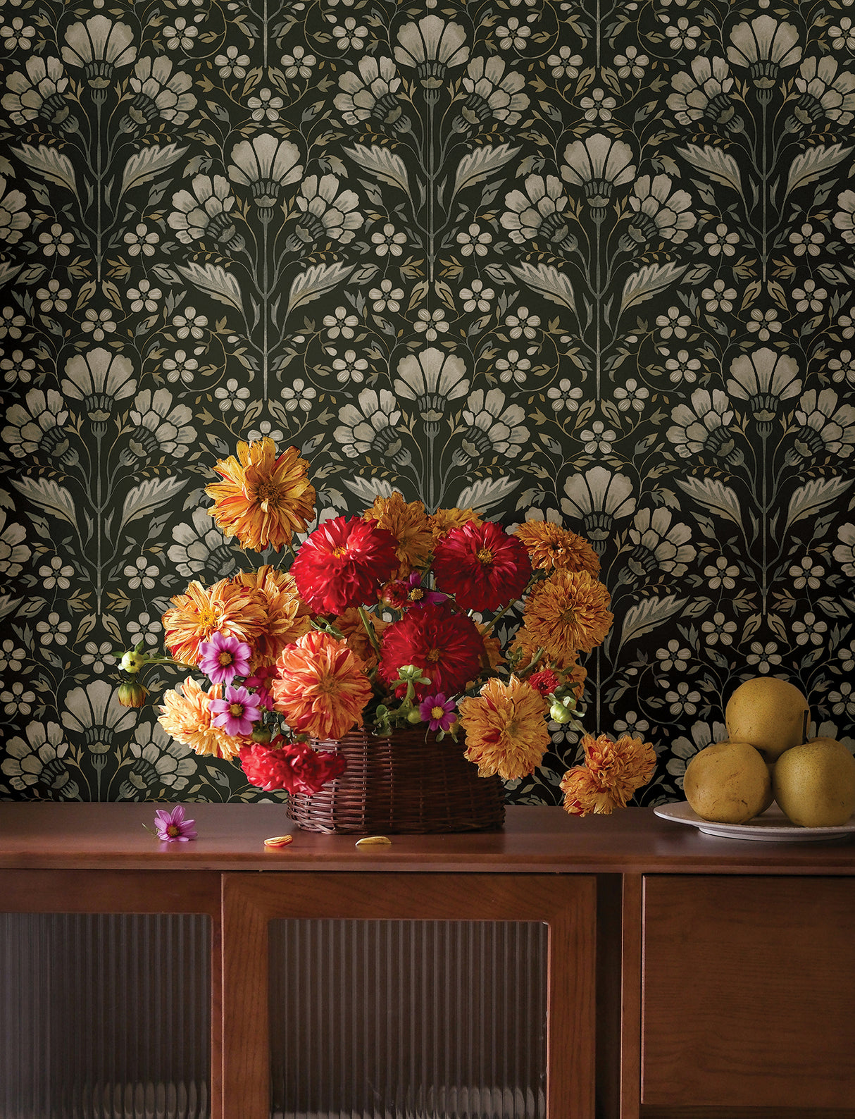 Chesapeake 4199-83703 Edith Black Floral Damask Wallpaper