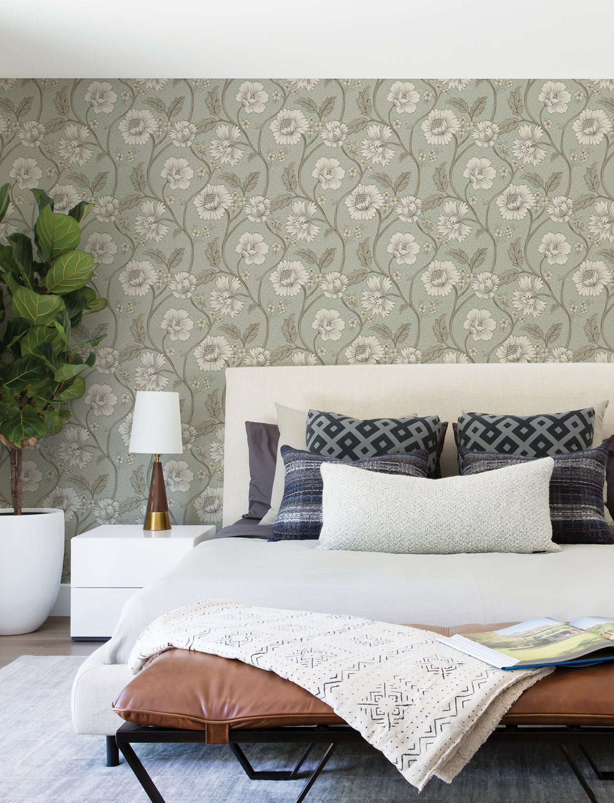 Chesapeake 4199-83708 Hazel Aqua Floral Trail Wallpaper