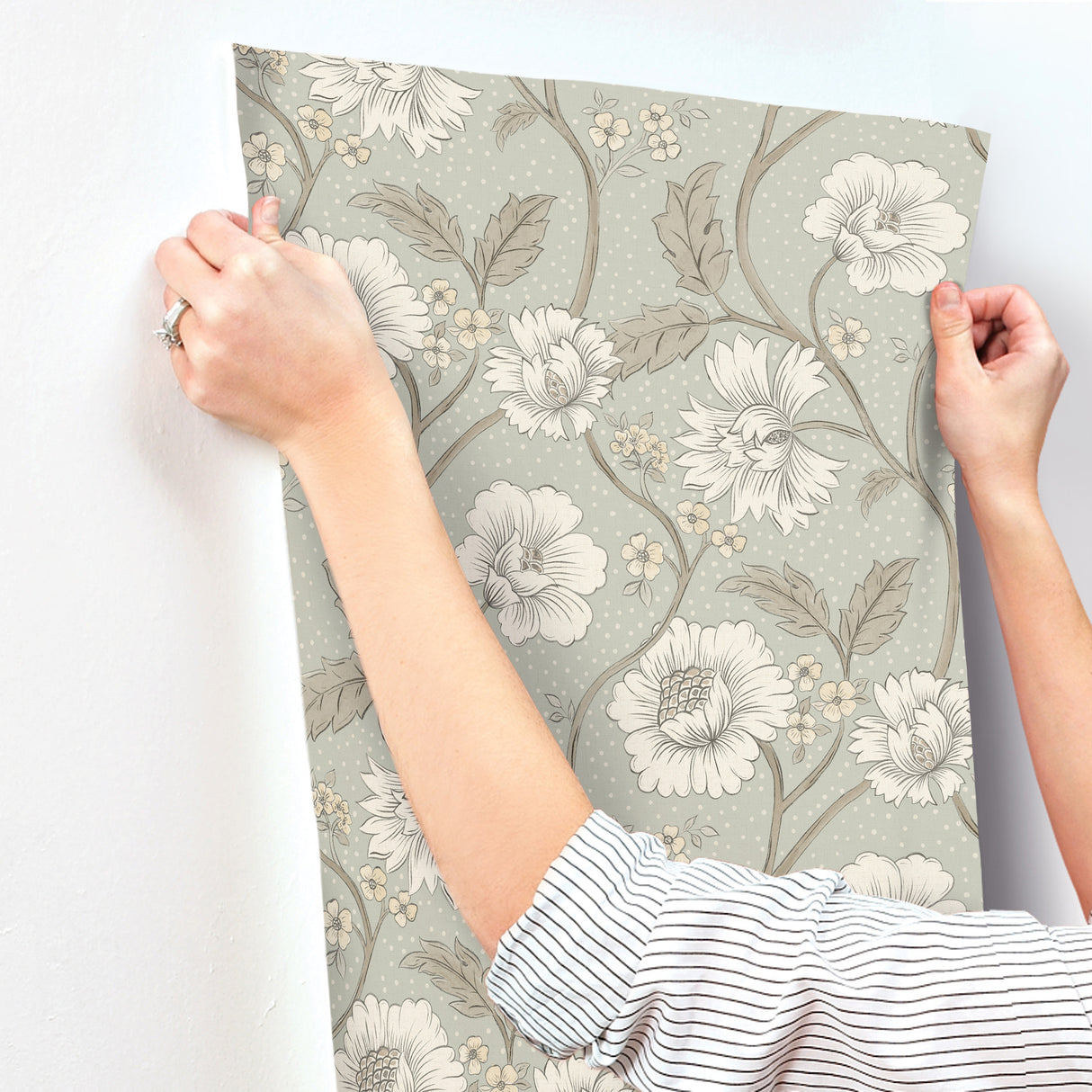 Chesapeake 4199-83708 Hazel Aqua Floral Trail Wallpaper