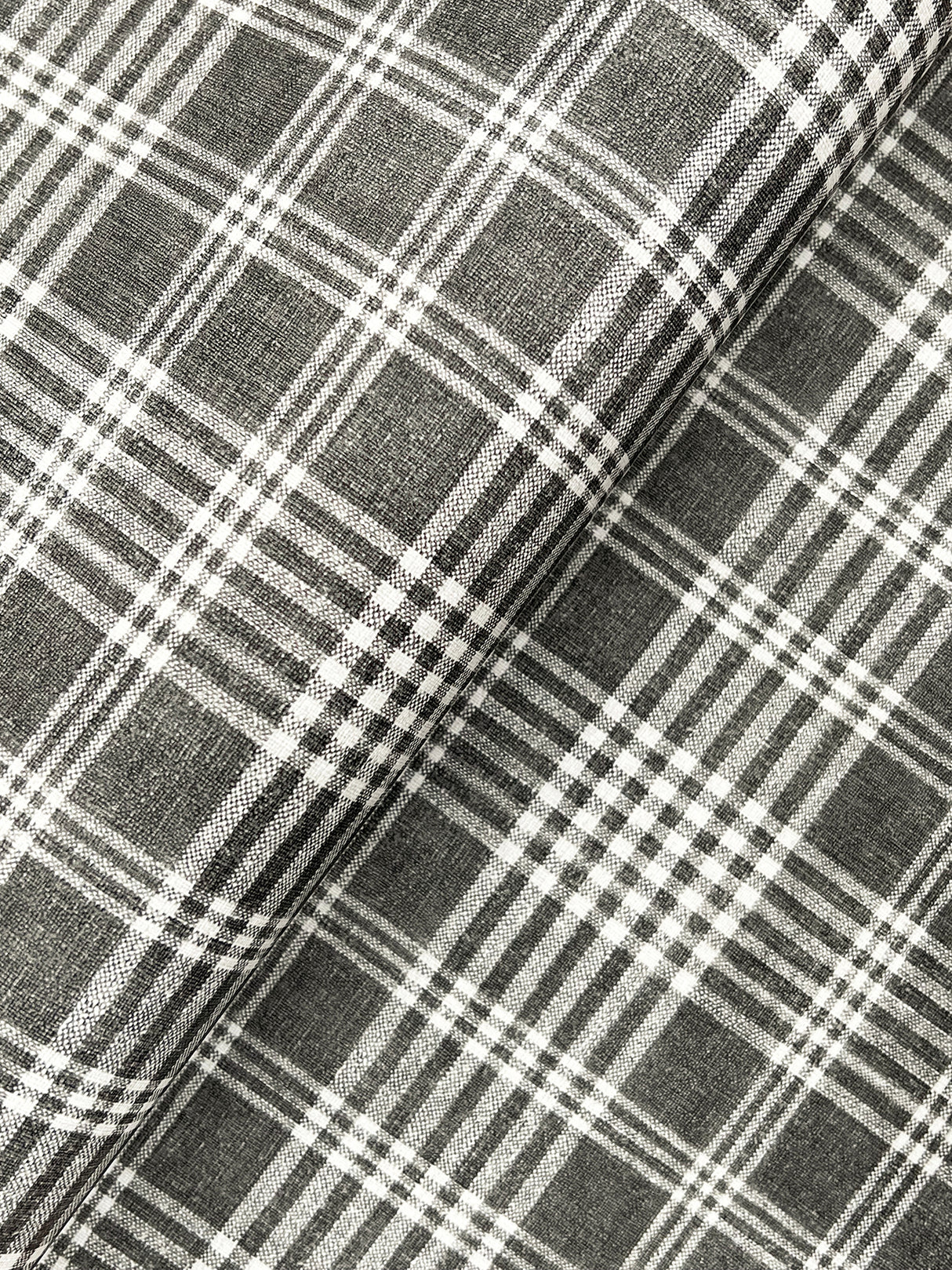 Chesapeake 4199-83734 Perry Black Plaid Wallpaper