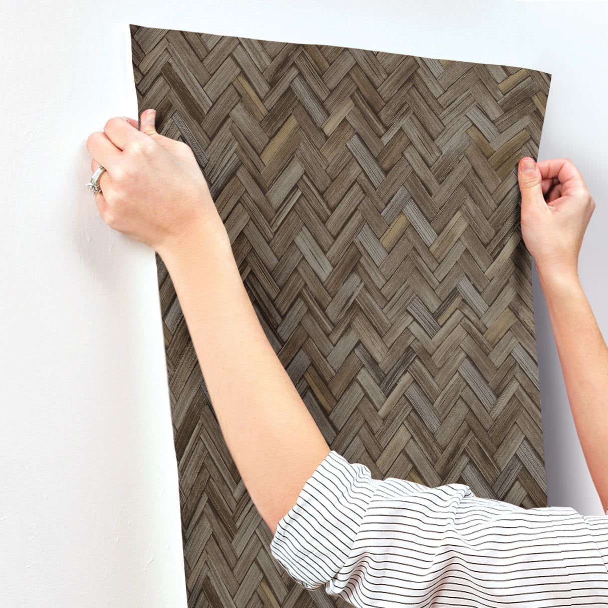 [variant_sku] [product_name] [custom.colorway] - Eade's Wallpaper & Fabric