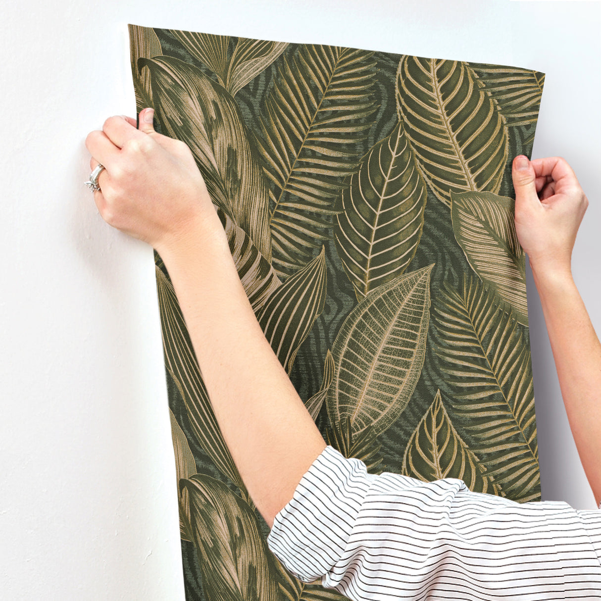 [variant_sku] [product_name] [custom.colorway] - Eade's Wallpaper & Fabric