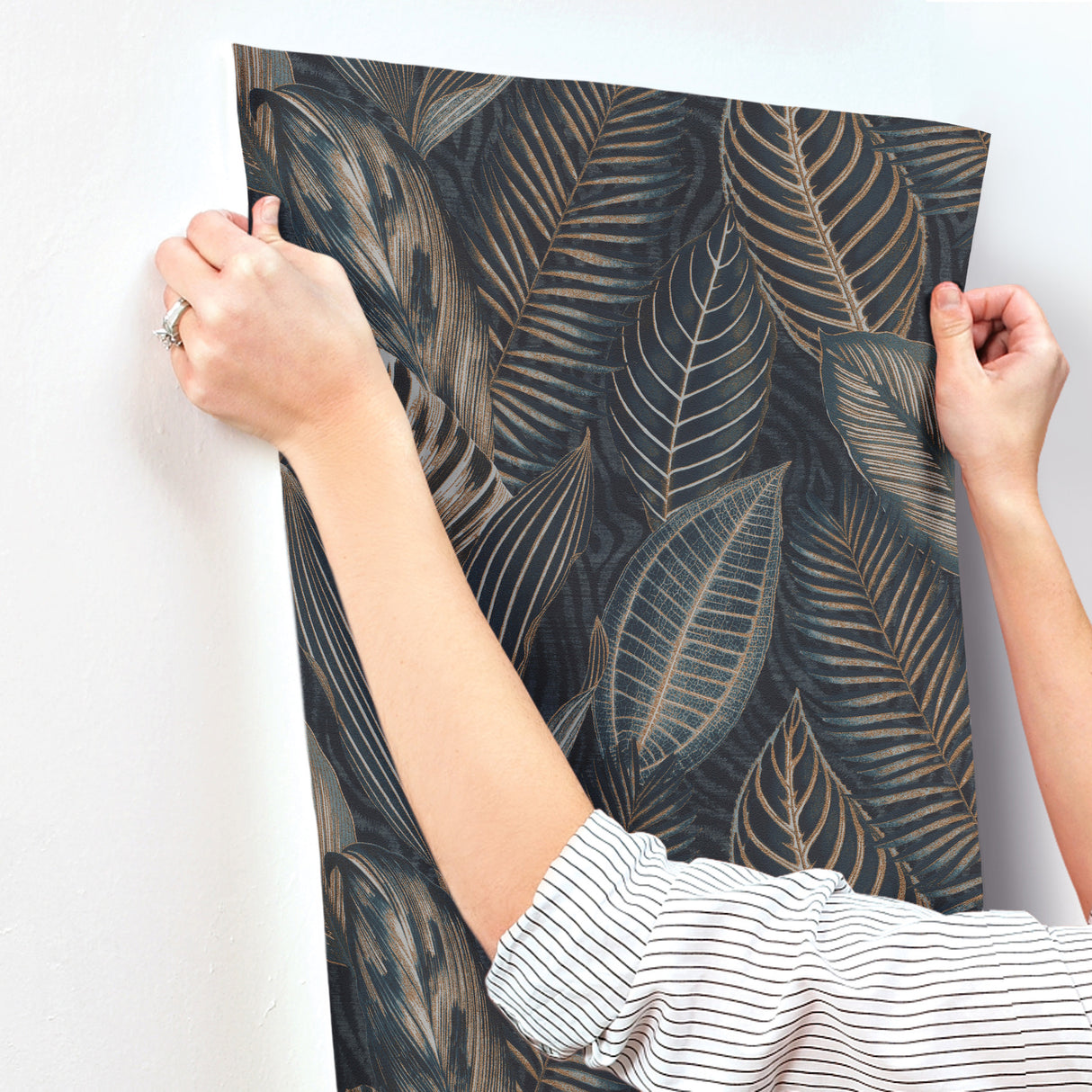 [variant_sku] [product_name] [custom.colorway] - Eade's Wallpaper & Fabric