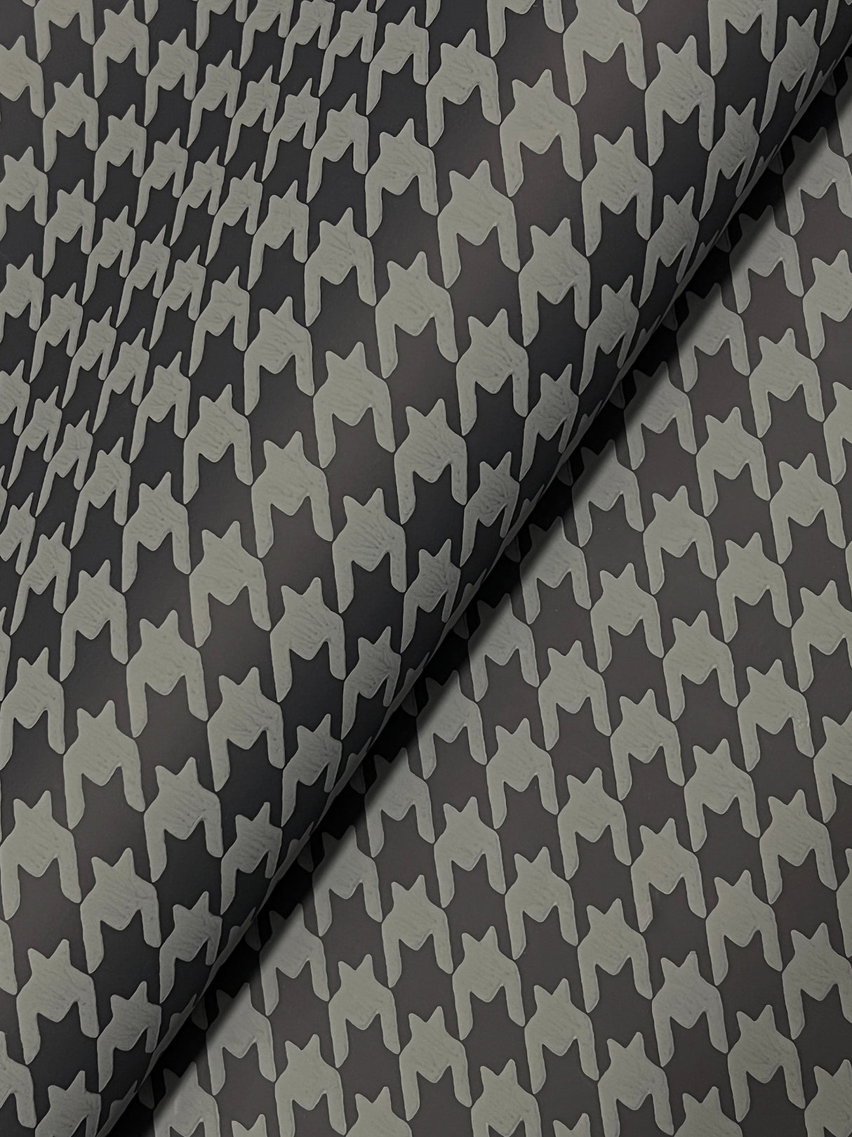 Ronald Redding 4211-83561 Watson Black Houndstooth Wallpaper