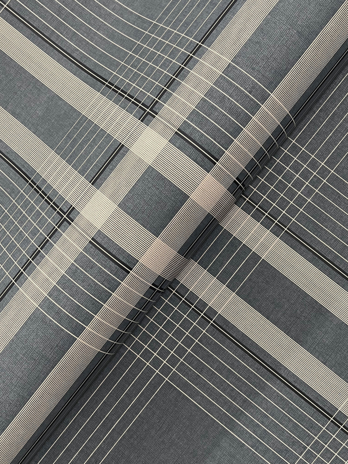 Ronald Redding 4211-83565 Country Club Plaid Charcoal Faux L