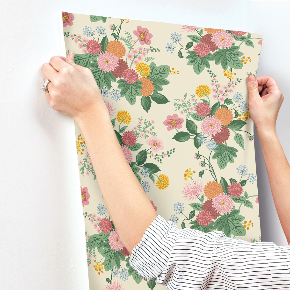 Rifle Paper Co. 4212-84360 Dahlia Linen & Blush Wallpaper