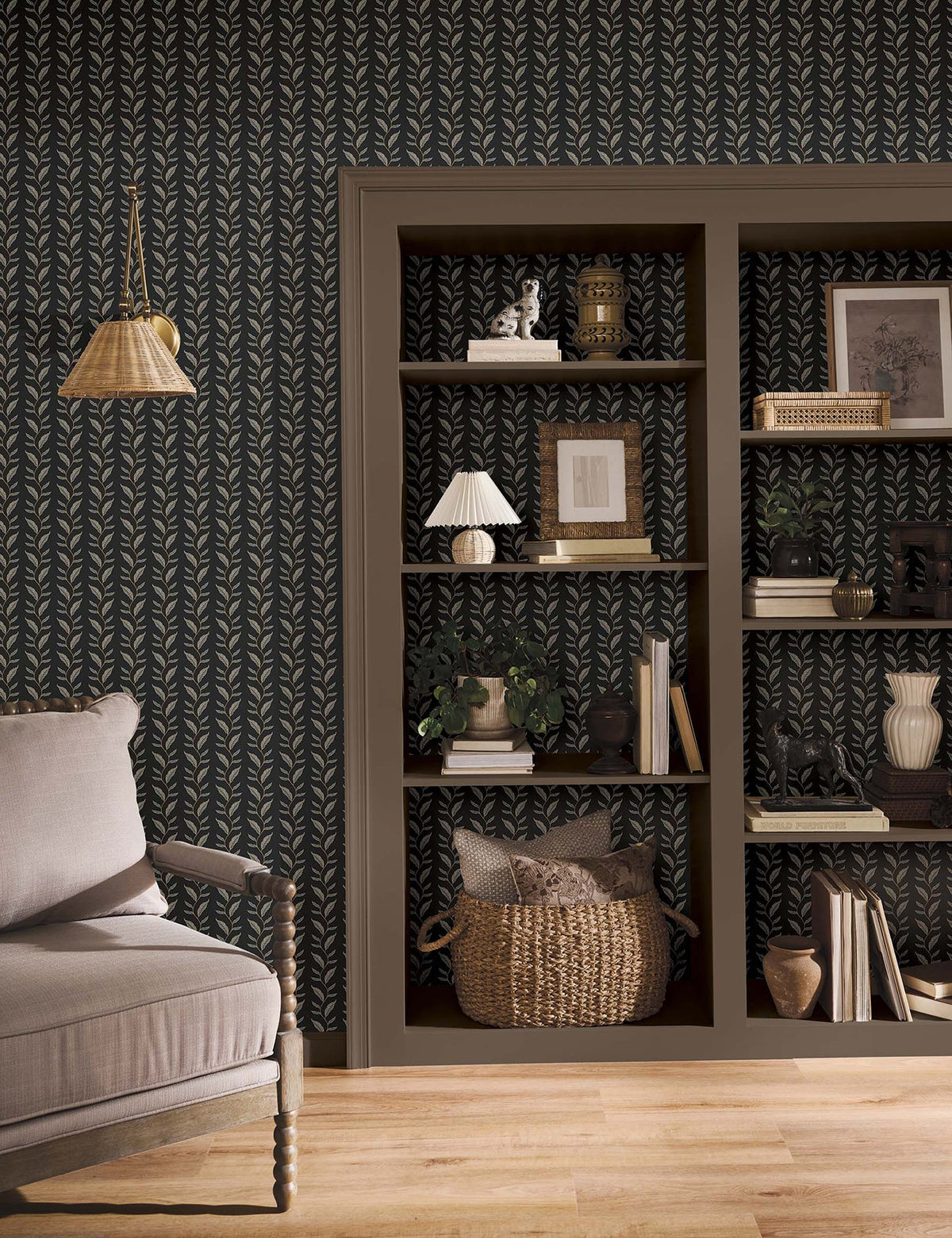 Rifle Paper Co. 4212-84408 Seagrass Black Wallpaper