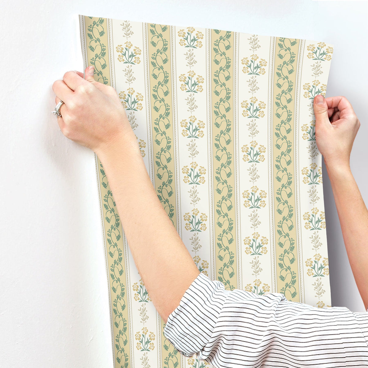 Rifle Paper Co. 4212-84417 Portico Gold & Cream Wallpaper