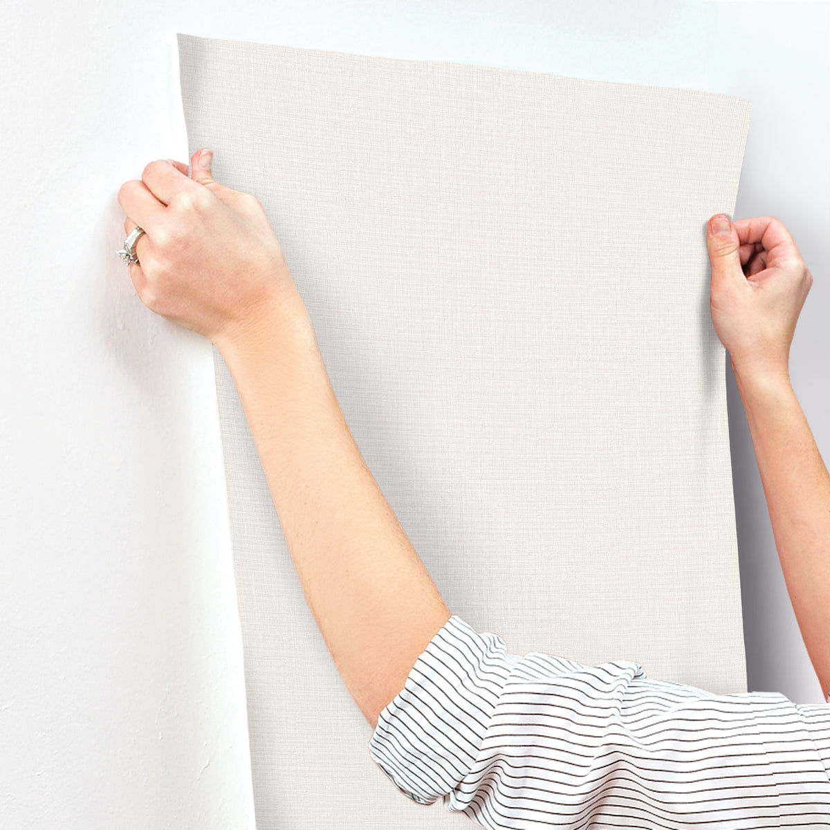 York Wallcoverings Georgette Pearl Faux Fabric Wallpaper 422