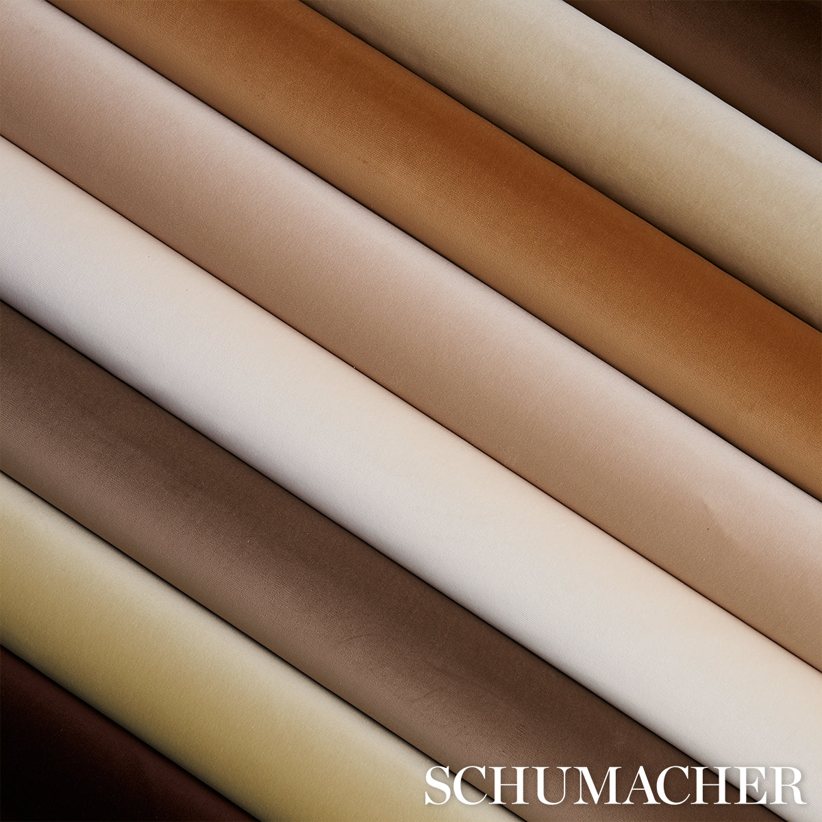 Schumacher 42810 GAINSBOROUGH VELVET in EBONY Fabric - PERFE