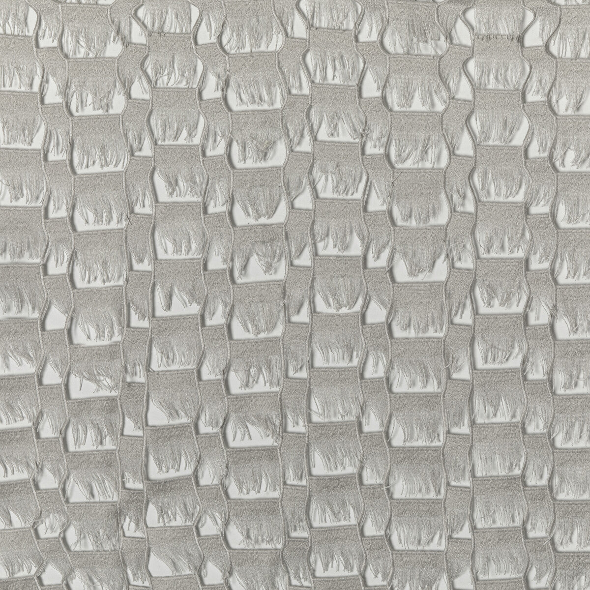 KRAVET COUTURE 4814.116.0 PAREO DOVE Fabric - Eade's Wallpaper