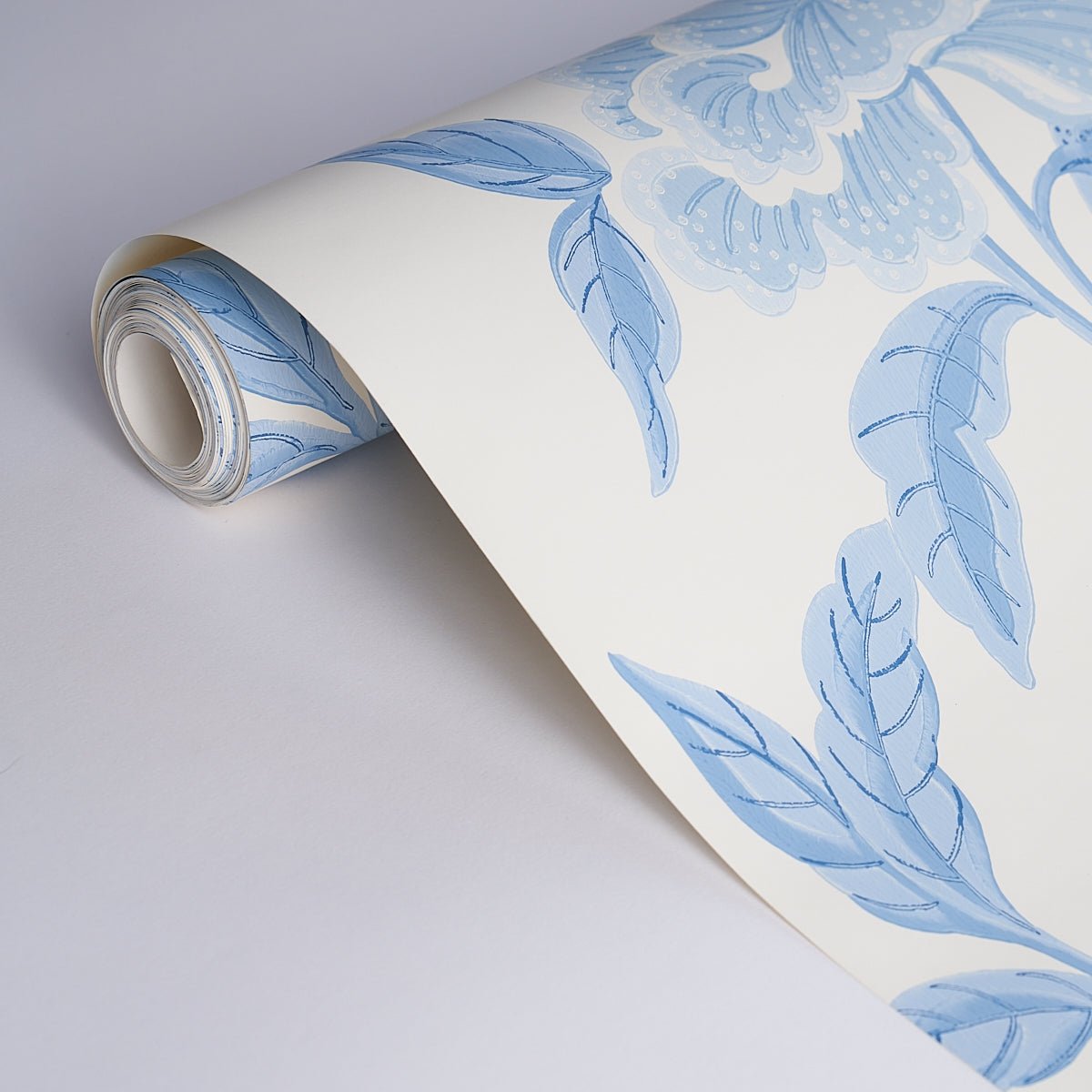 Schumacher Whitney Floral Blue Wallpaper