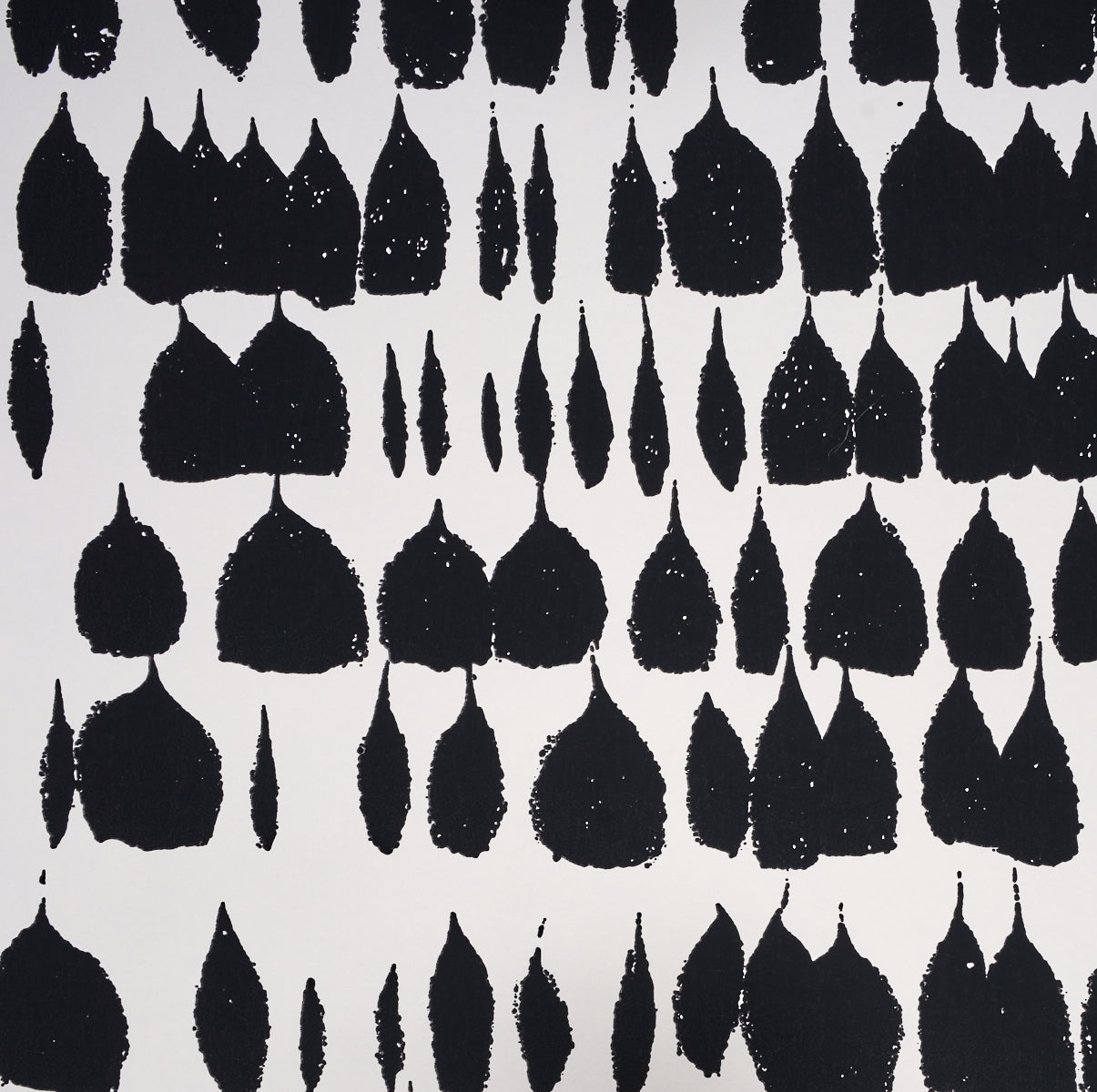 Schumacher Queen Of Spain Black Wallpaper - Eade's Wallpaper