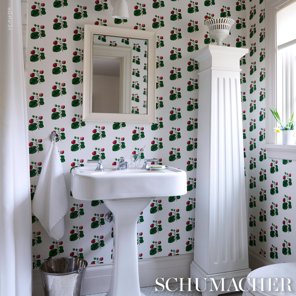 Schumacher Strawberry Hill White Wallpaper - Eade's Wallpaper