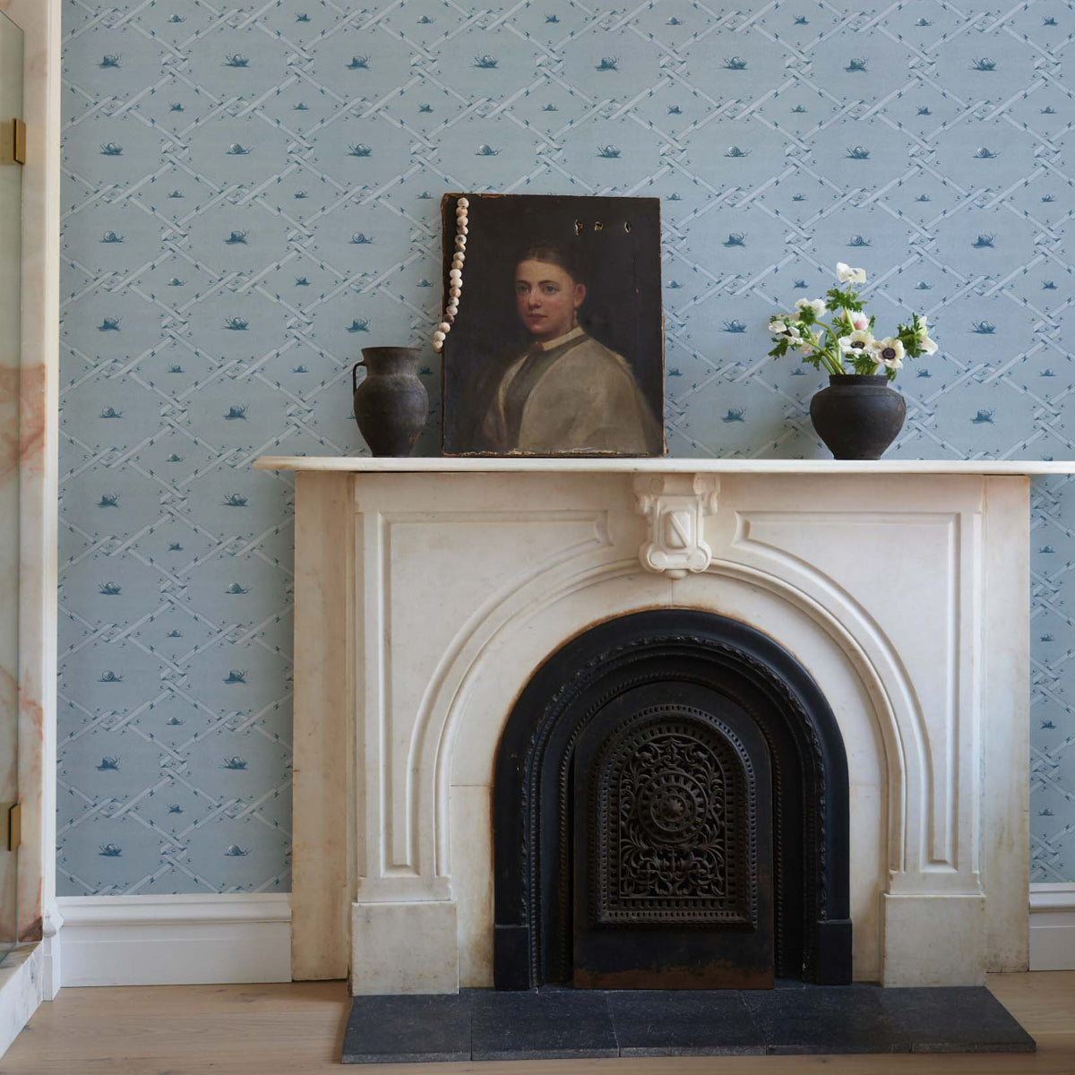 Schumacher Ouvrez Moi Blue Wallpaper - Eade's Wallpaper