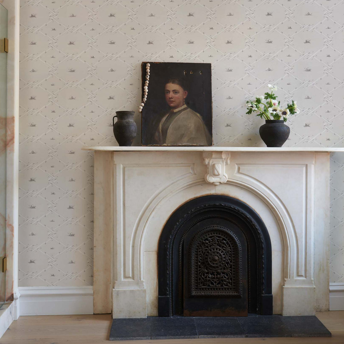 Schumacher Ouvrez Moi Grey Wallpaper - Eade's Wallpaper